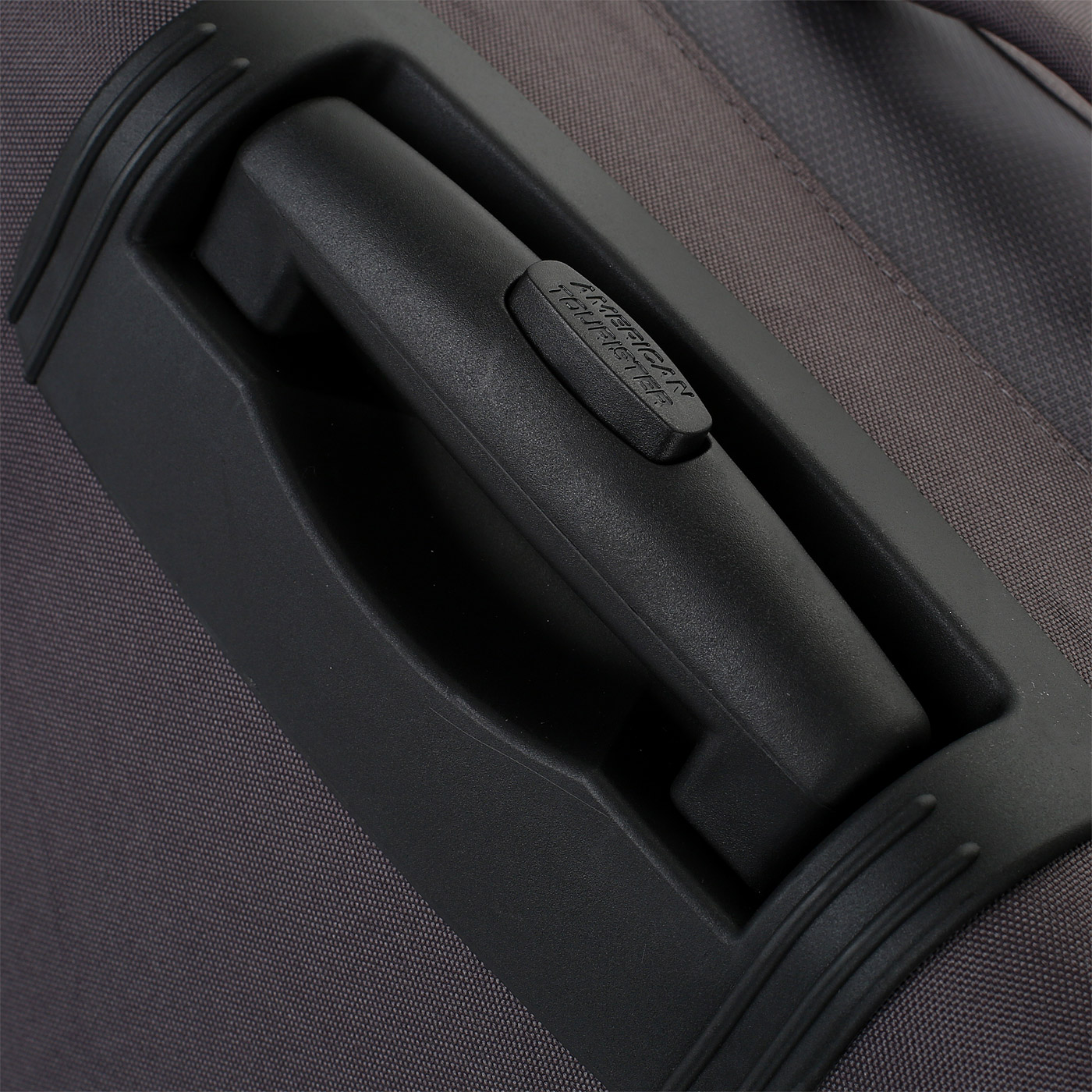 Дорожная сумка на колесах American Tourister Heat Wave