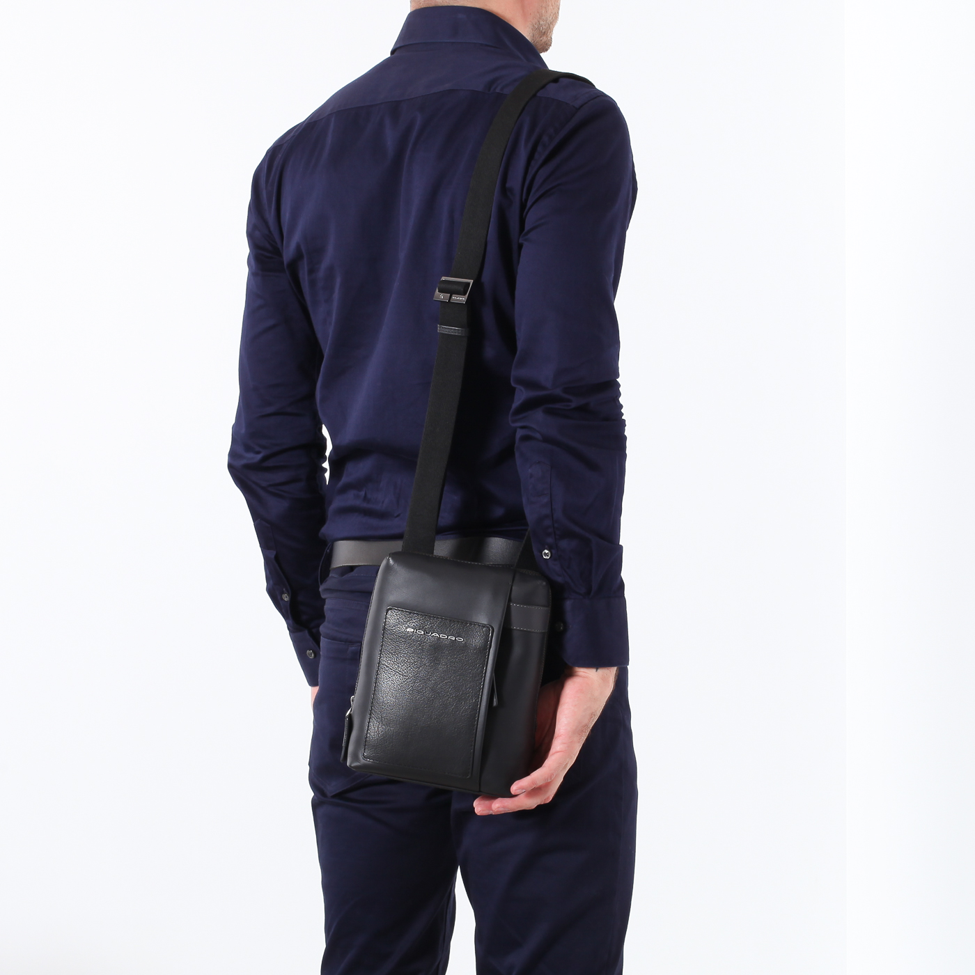 Сумка с плечевым ремнем Piquadro Vanguard