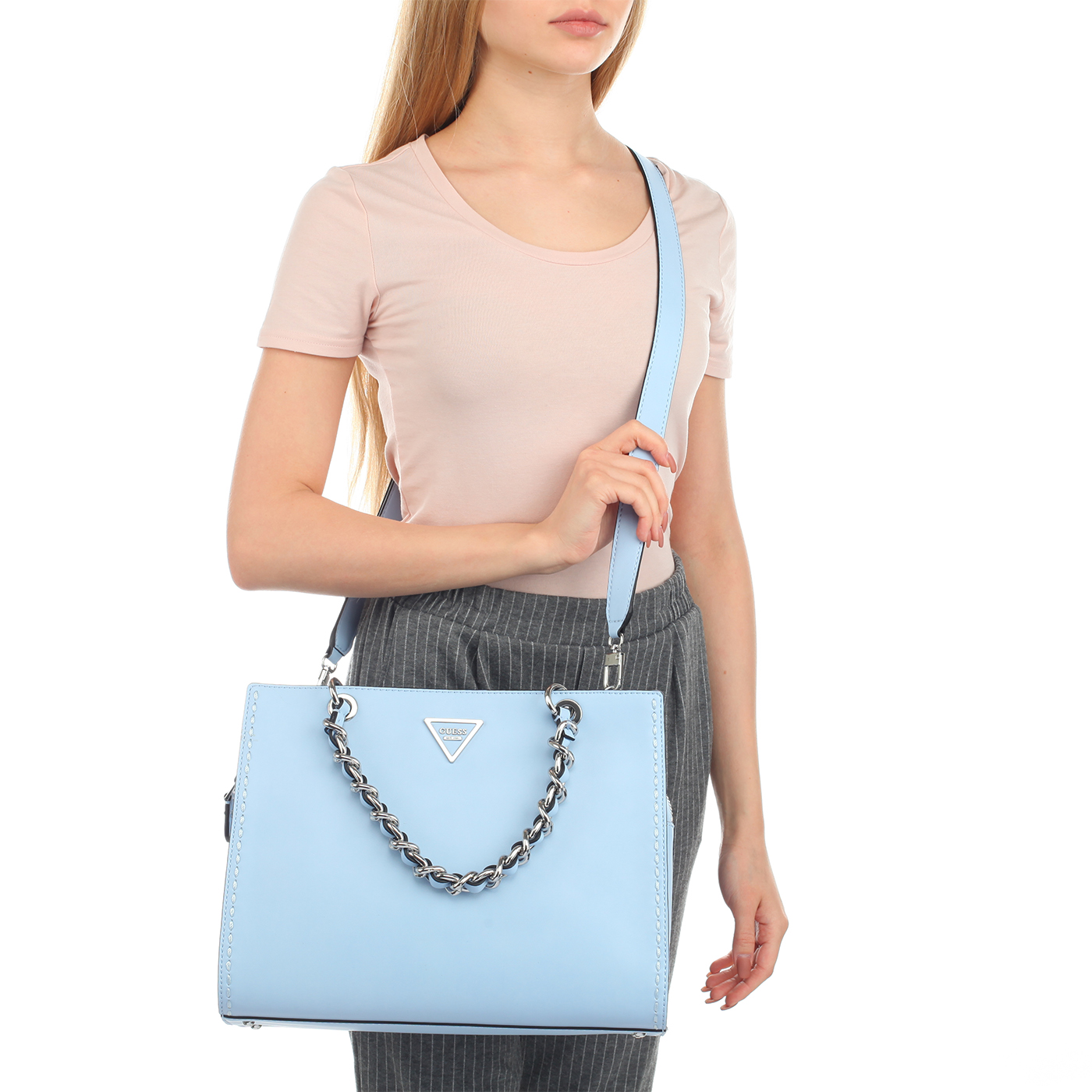 Женская сумка с декоративными ручками Guess Sawyer