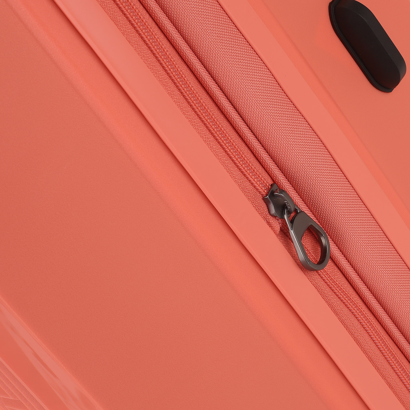 Чемодан большой L из полипропилена с кодовым замком Stevens Breeze