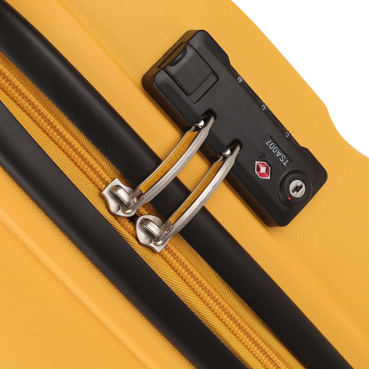 Чемодан для ручной клади из полипропилена с кодовым замком American Tourister Bon Air