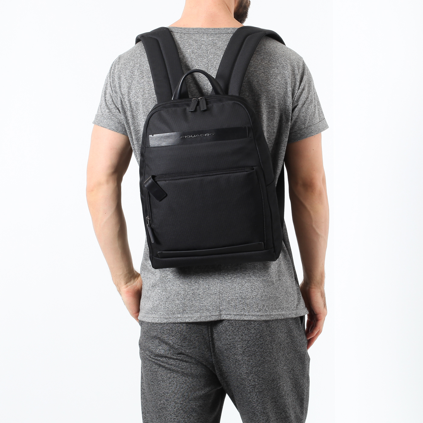 Черный рюкзак Piquadro Klout