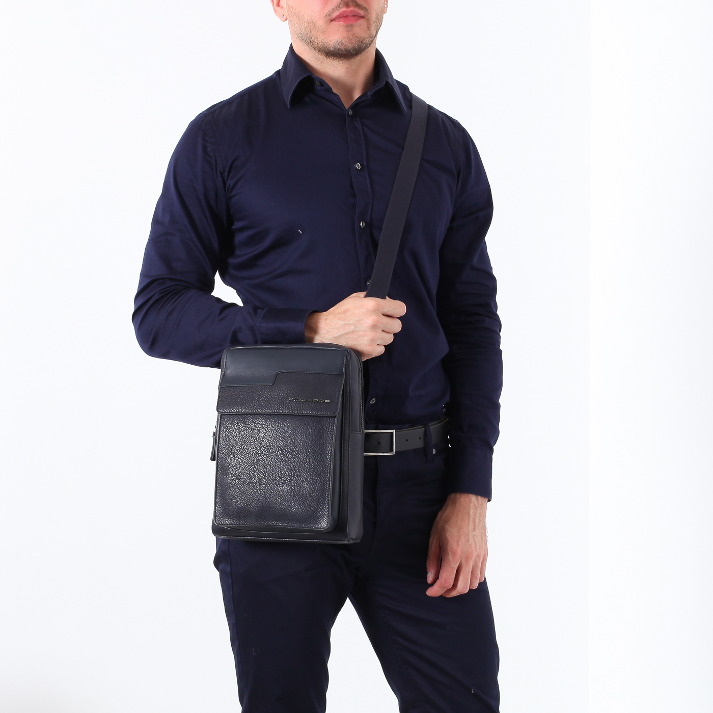 Сумка-планшет из натуральной кожи Piquadro Vostok