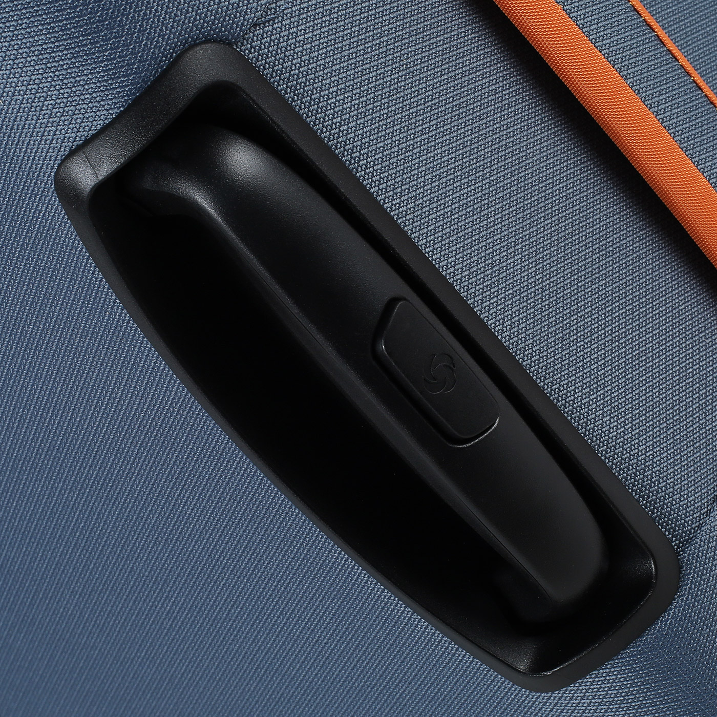 Текстильный чемодан Samsonite Vaycay