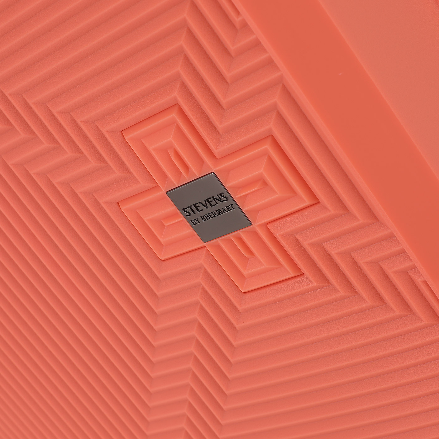 Чемодан для ручной клади из полипропилена с кодовым замком Stevens Breeze