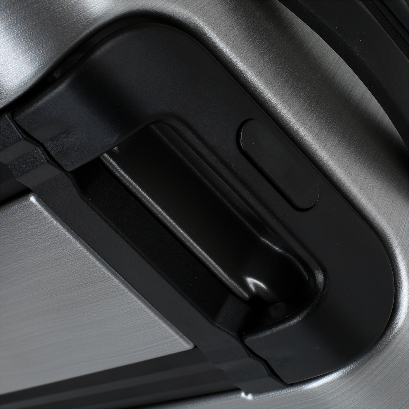 Чемодан средний M из поликарбоната с кодовым замком Calvin Klein CK-607 South Hampton