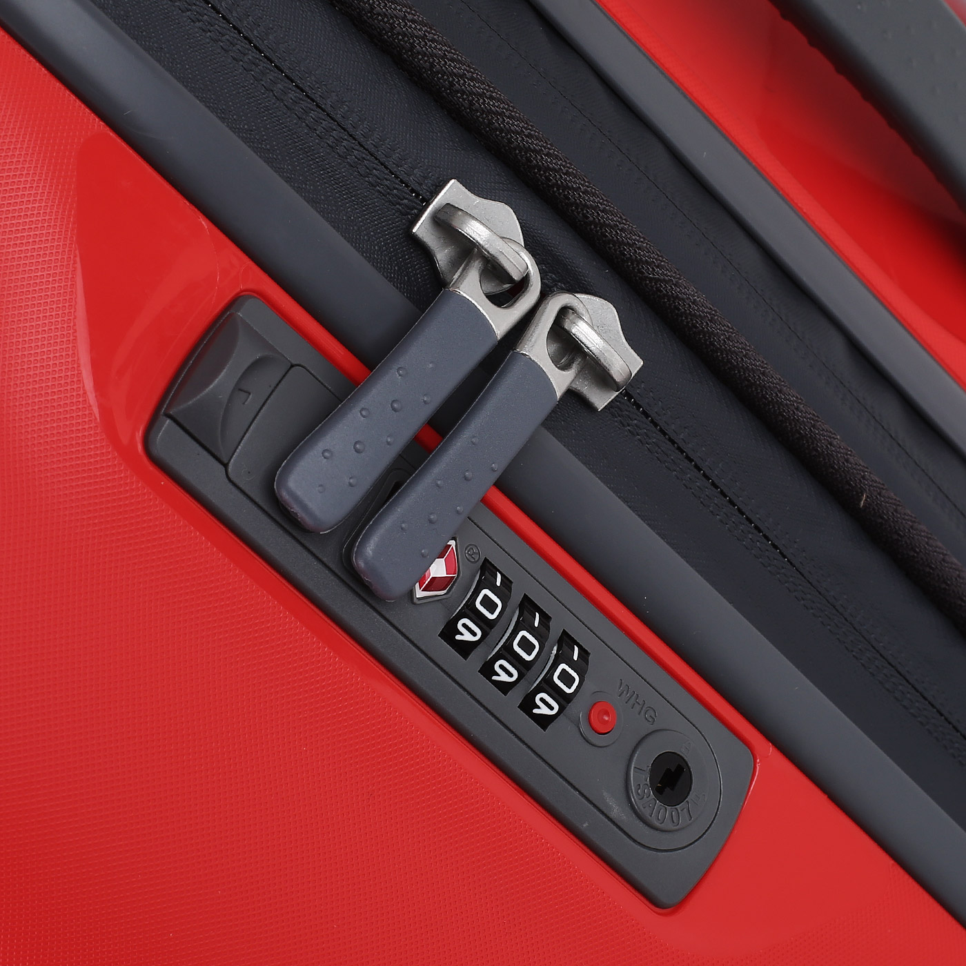 Чемодан средний M из полипропилена с кодовым замком Ricardo Mendocino