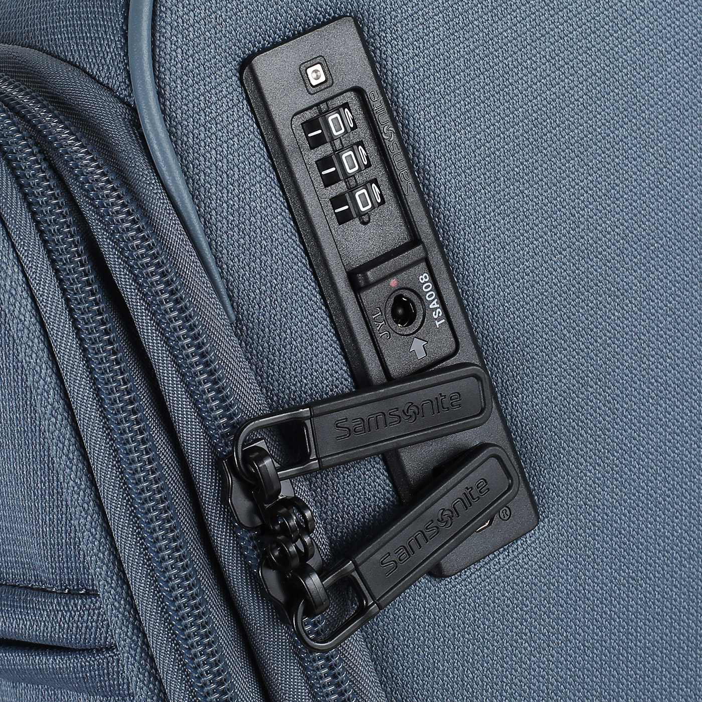 Текстильный чемодан Samsonite Vaycay