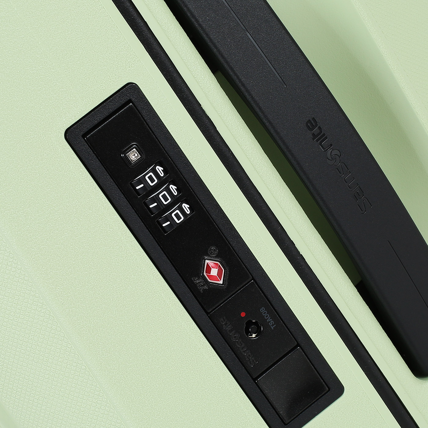 Чемодан для ручной клади из полипропилена Samsonite Essens