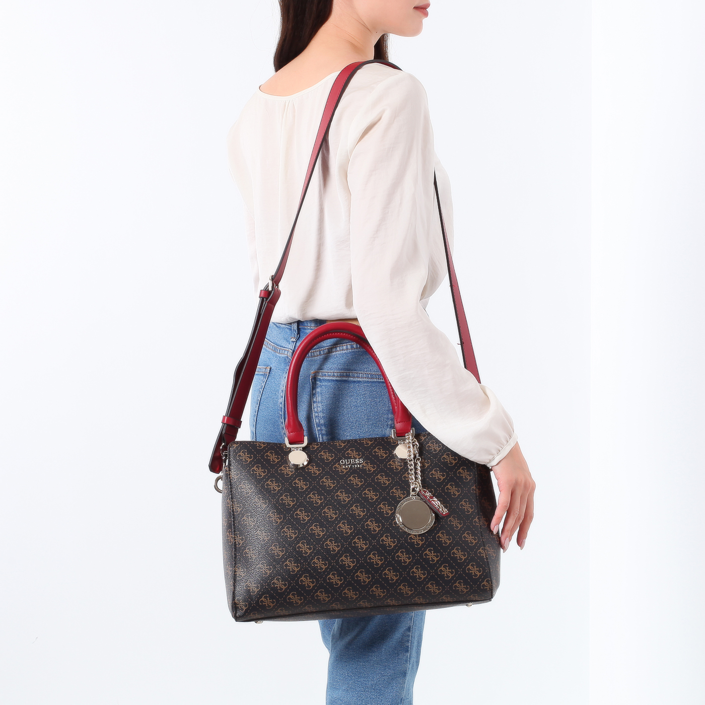 Сумка с логотипом бренда Guess Aline