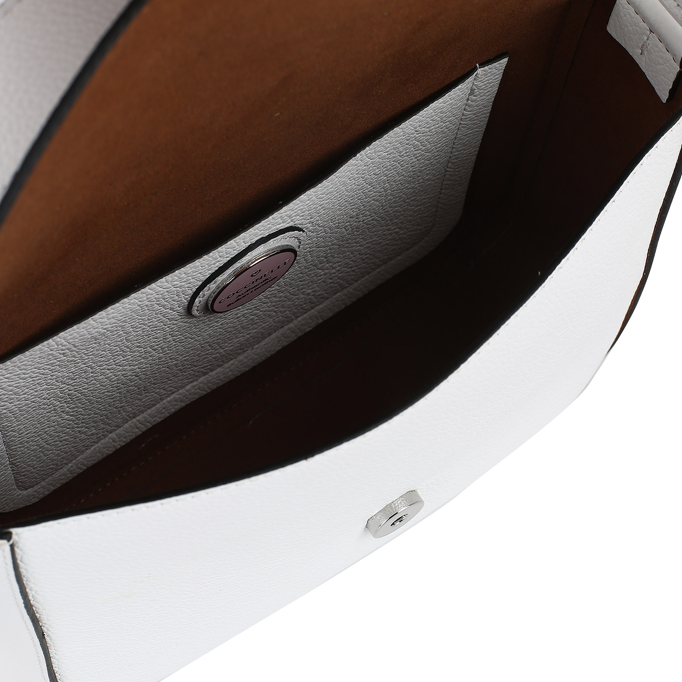 Белая сумочка через плечо Coccinelle Ambrine cross